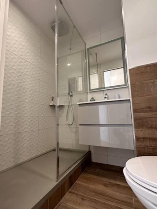 "Le Filet Du Lac" Appartement Atypique, 5 Personnes, Duplex, Vue Lac, Acces Parc Aquatique Gratuit Talmont-Saint-Hilaire Luaran gambar